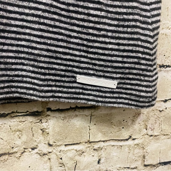 DKNY Jeans Gray Black Striped Soft Mock Neck Zip Back Knit Top - Picture 3 of 6